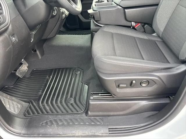 2026 Chevrolet Silverado 2500HD Crew Cab, Long Bed, Custom, 4WD