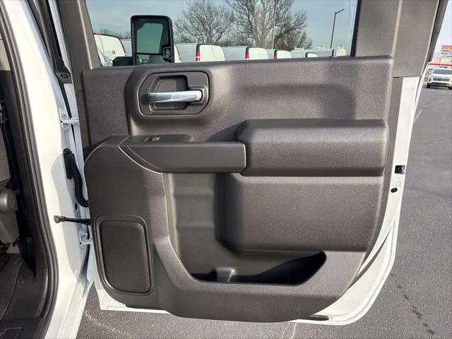 2026 Chevrolet Silverado 2500HD Crew Cab, Long Bed, Custom, 4WD