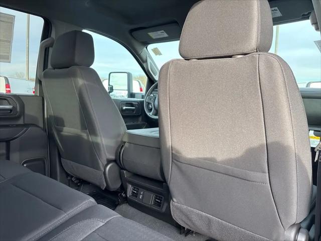 2026 Chevrolet Silverado 2500HD Crew Cab, Long Bed, Custom, 4WD