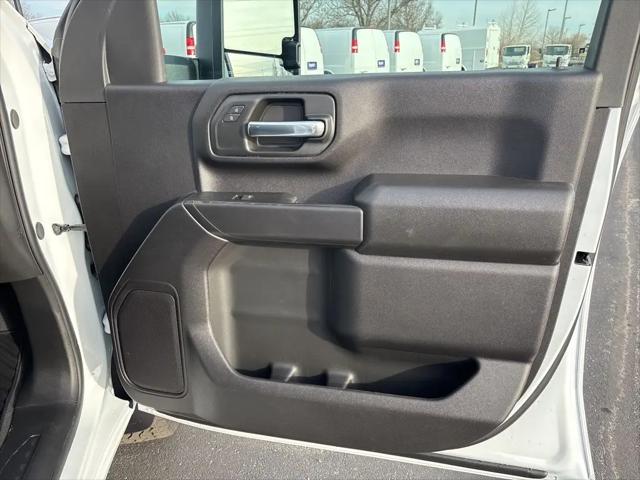 2026 Chevrolet Silverado 2500HD Crew Cab, Long Bed, Custom, 4WD