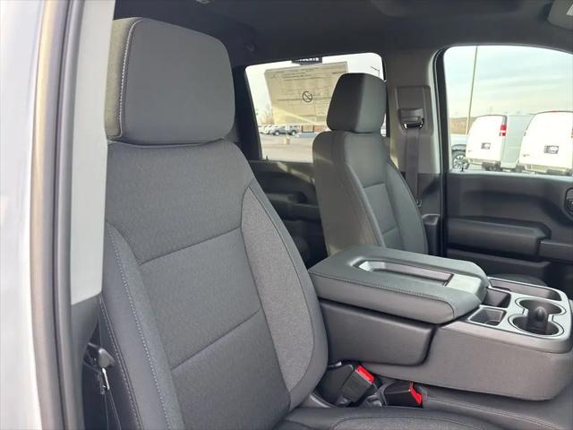 2026 Chevrolet Silverado 2500HD Crew Cab, Long Bed, Custom, 4WD