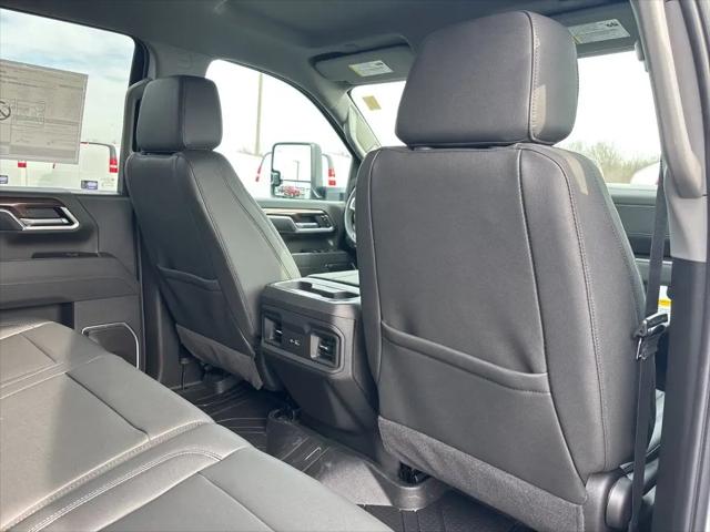 2026 Chevrolet Silverado 3500HD Crew Cab, Long Bed, LT Dual Rear Wheel, RWD