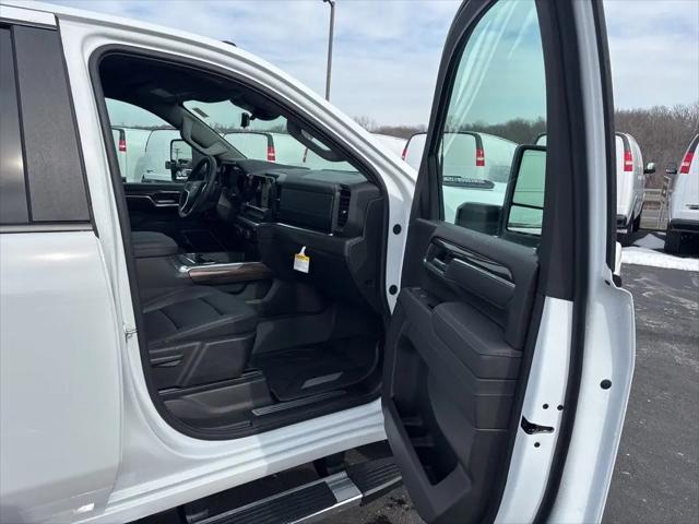 2026 Chevrolet Silverado 3500HD Crew Cab, Long Bed, LT Dual Rear Wheel, RWD