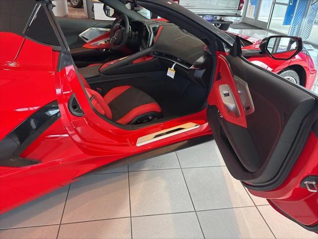 2026 Chevrolet Corvette Stingray Convertible, 2LT, RWD