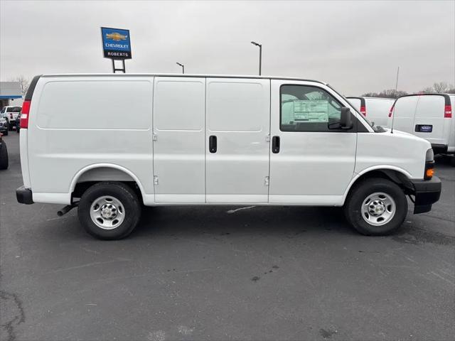 2025 Chevrolet Express Cargo Van RWD 2500 Regular Wheelbase WT