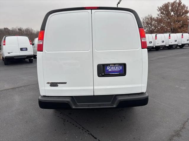 2025 Chevrolet Express Cargo Van RWD 2500 Regular Wheelbase WT