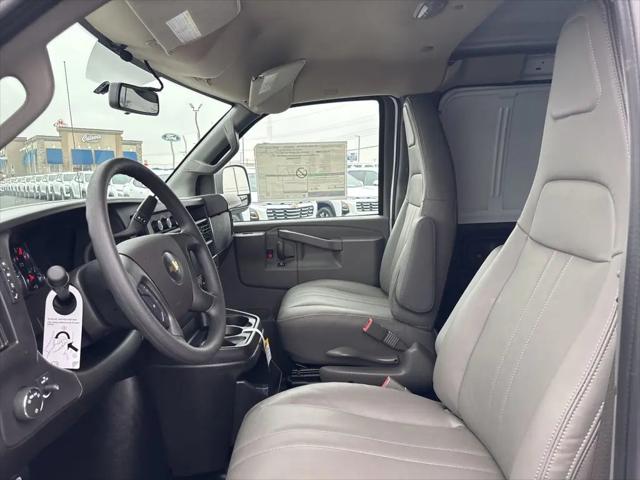 2025 Chevrolet Express Cargo Van RWD 2500 Regular Wheelbase WT