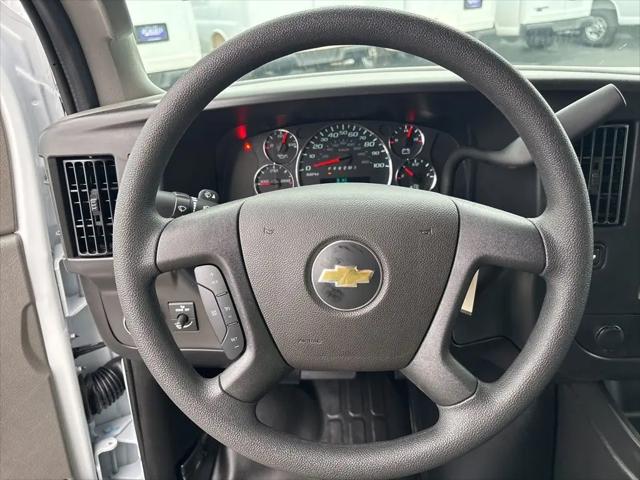 2025 Chevrolet Express Cargo Van RWD 2500 Regular Wheelbase WT