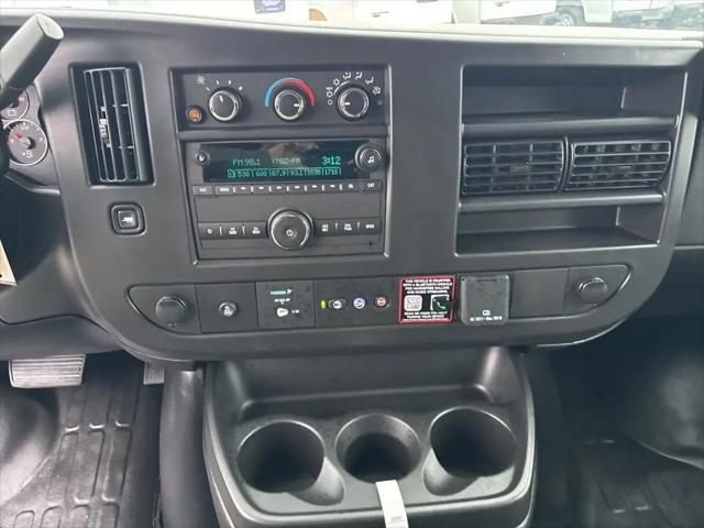 2025 Chevrolet Express Cargo Van RWD 2500 Regular Wheelbase WT
