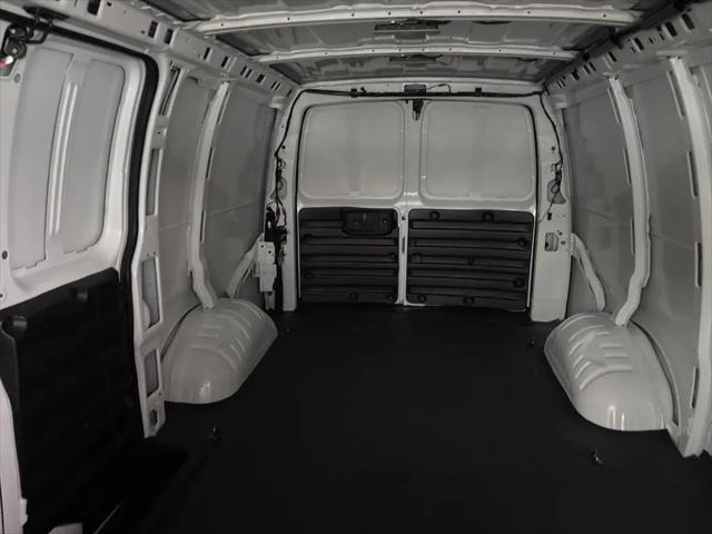 2025 Chevrolet Express Cargo Van RWD 2500 Regular Wheelbase WT