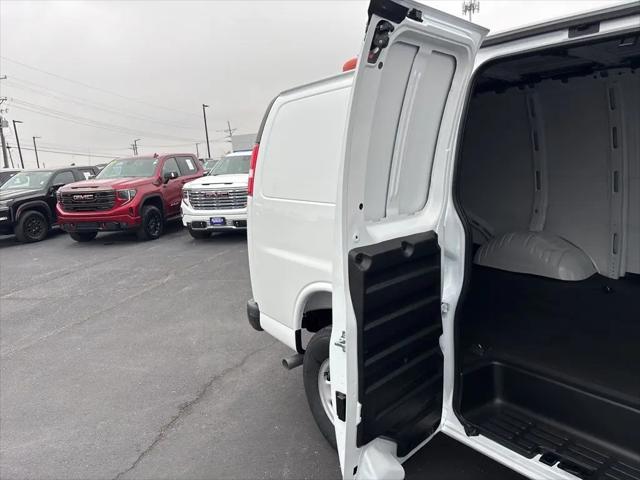 2025 Chevrolet Express Cargo Van RWD 2500 Regular Wheelbase WT