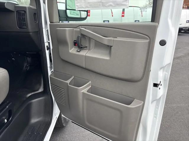 2025 Chevrolet Express Cargo Van RWD 2500 Regular Wheelbase WT