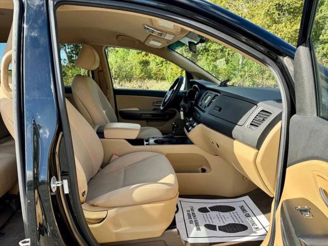 2016 Kia Sedona LX