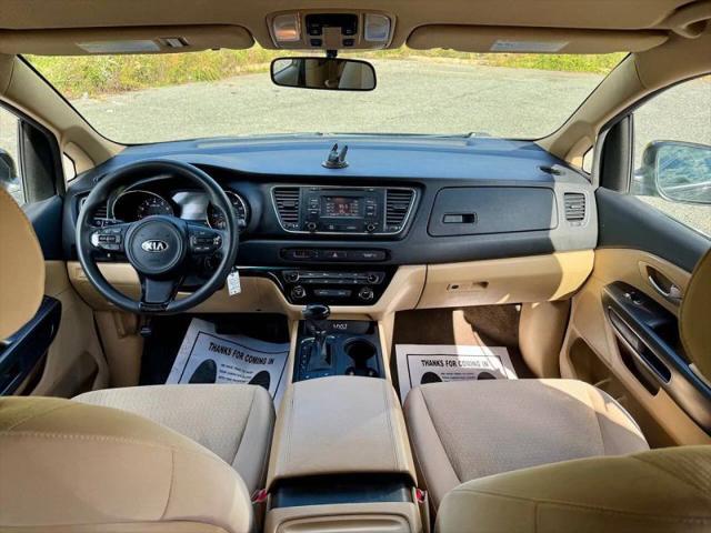 2016 Kia Sedona LX