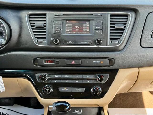 2016 Kia Sedona LX