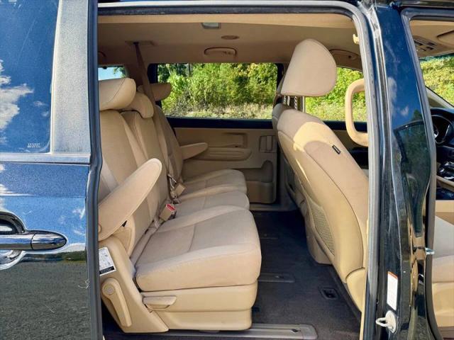 2016 Kia Sedona LX