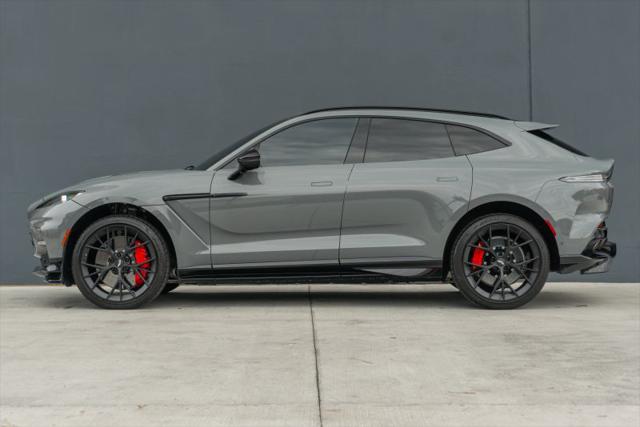 2025 Aston Martin DBX 707