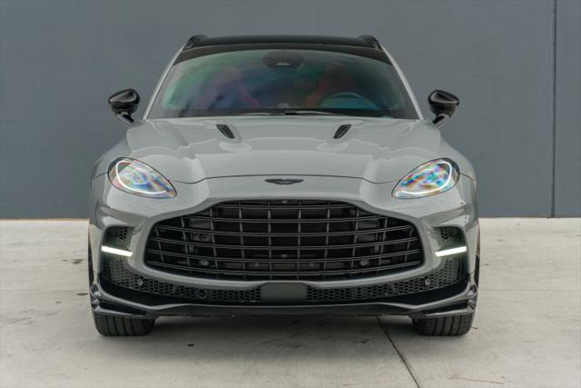 2025 Aston Martin DBX 707