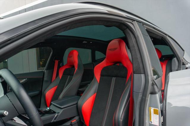 2025 Aston Martin DBX 707