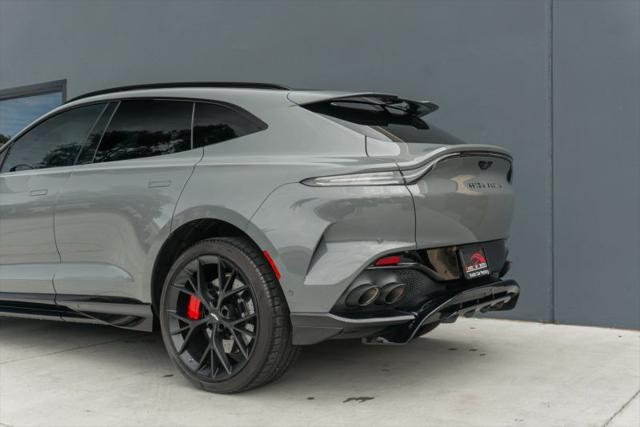 2025 Aston Martin DBX 707