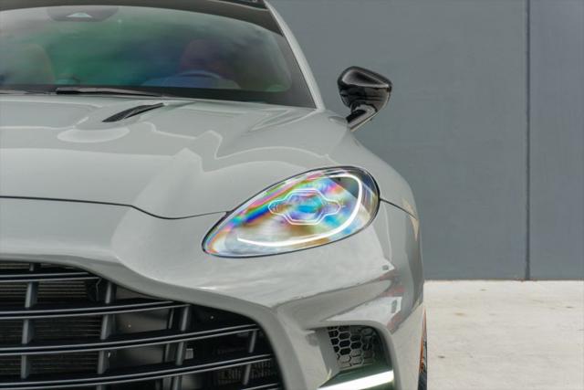 2025 Aston Martin DBX 707