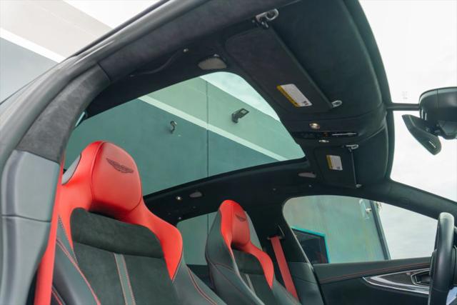 2025 Aston Martin DBX 707