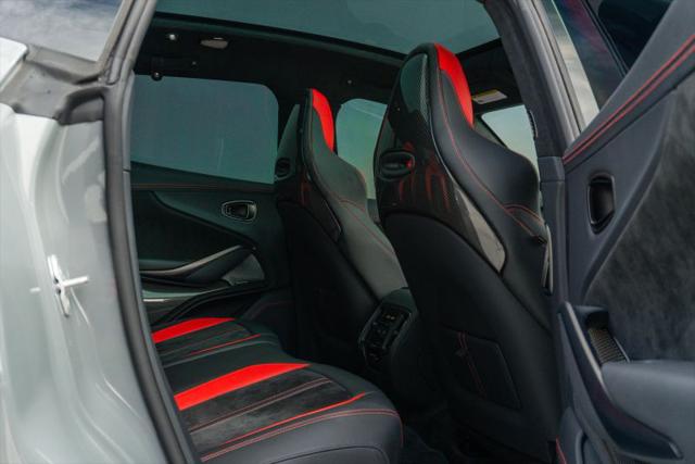 2025 Aston Martin DBX 707