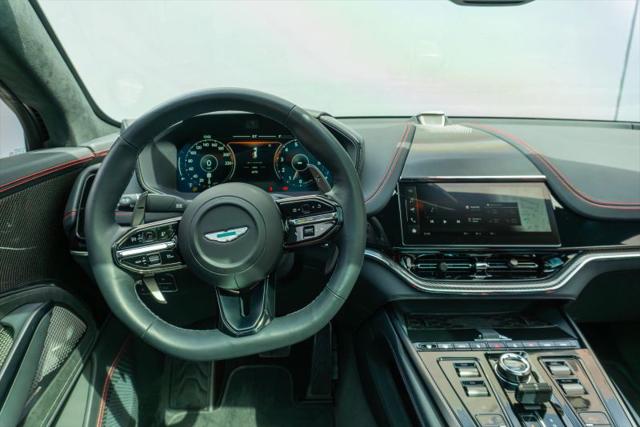 2025 Aston Martin DBX 707