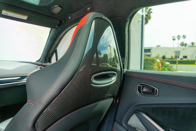 2025 Aston Martin DBX 707