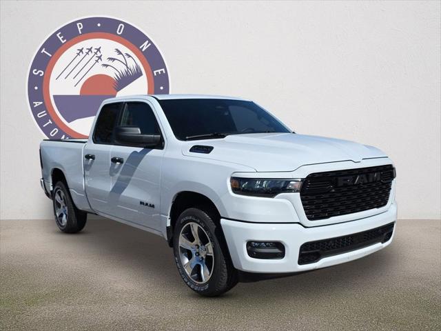2026 RAM Ram 1500 RAM 1500 EXPRESS QUAD CAB 4X2 64 BOX