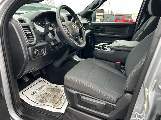2026 Ram 2500 Black Express Crew Cab 4x4 6'4" Box