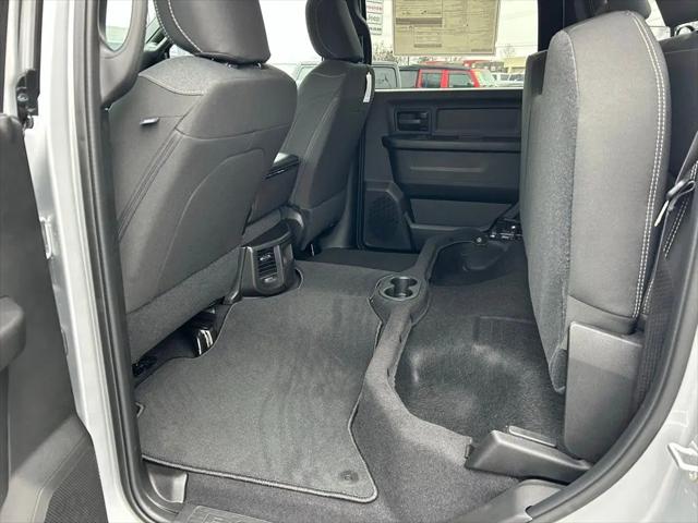 2026 Ram 2500 Black Express Crew Cab 4x4 6'4" Box