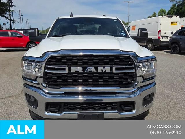 2024 Ram 3500 Big Horn Crew Cab 4x4 8' Box