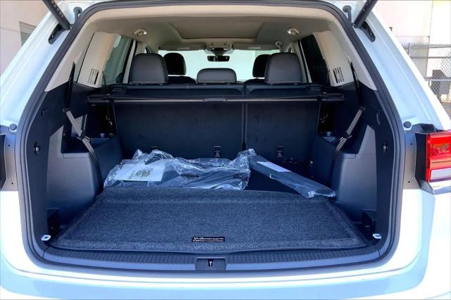 2026 Volkswagen Atlas SE with Technology
