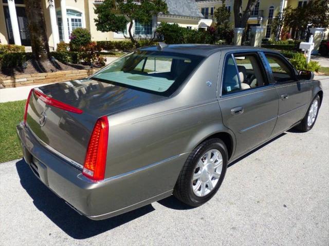 2011 Cadillac DTS Standard