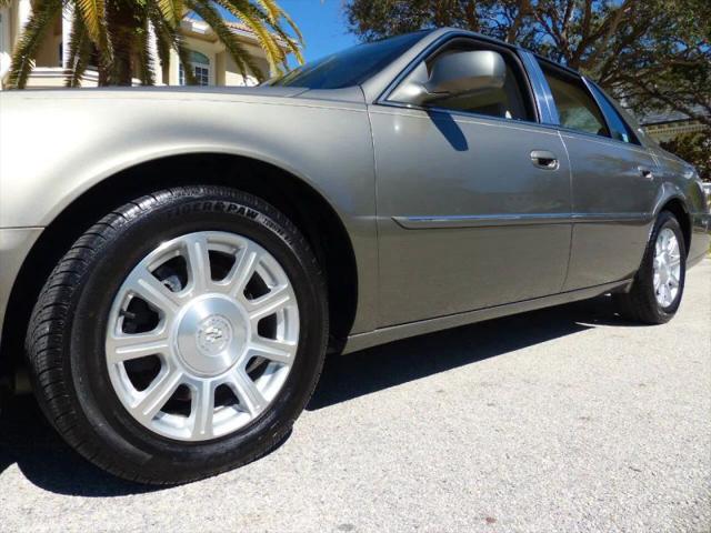 2011 Cadillac DTS Standard