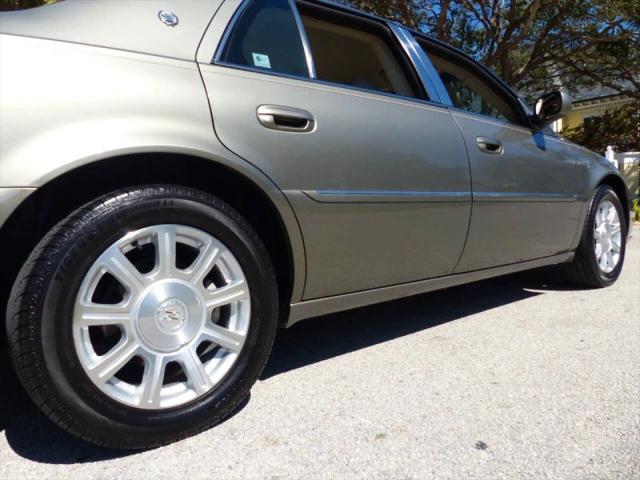 2011 Cadillac DTS Standard