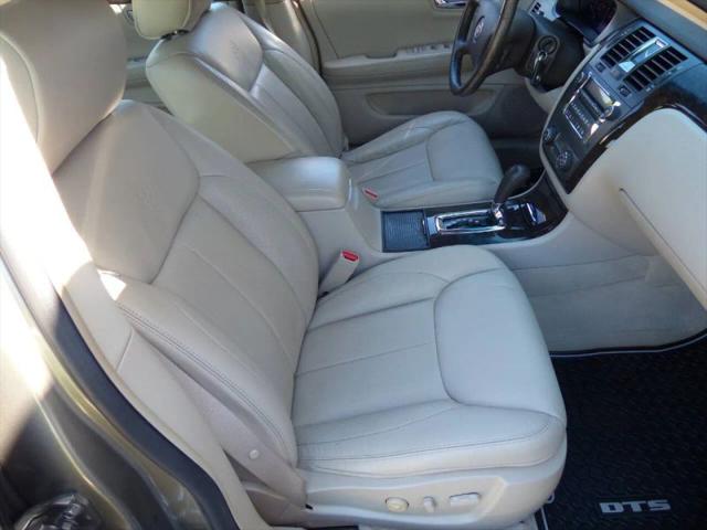 2011 Cadillac DTS Standard