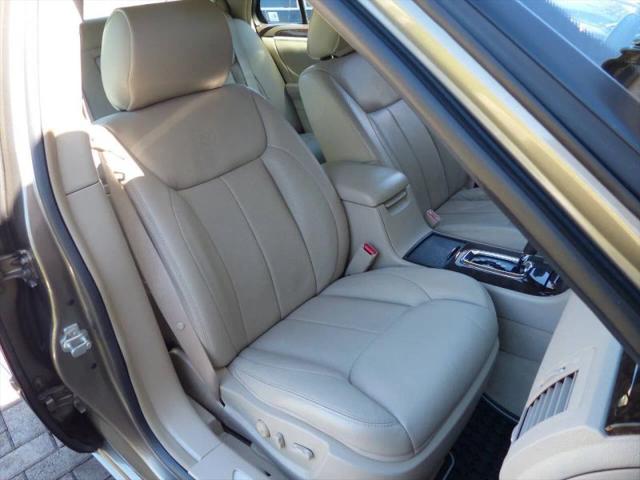 2011 Cadillac DTS Standard