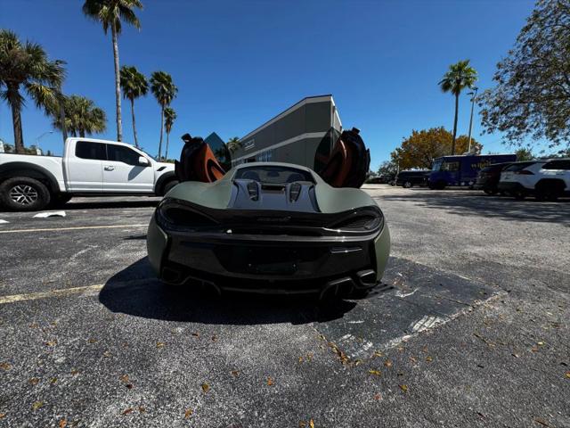 2016 McLaren 570S Base