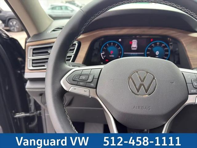 2026 Volkswagen Atlas SE with Technology