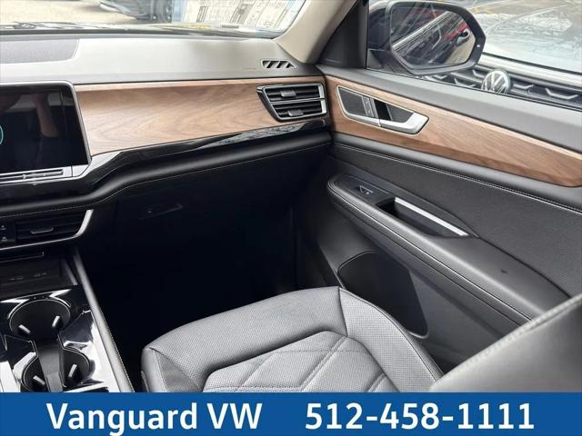 2026 Volkswagen Atlas SE with Technology
