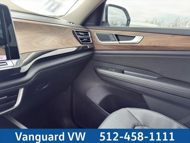 2026 Volkswagen Atlas SE with Technology