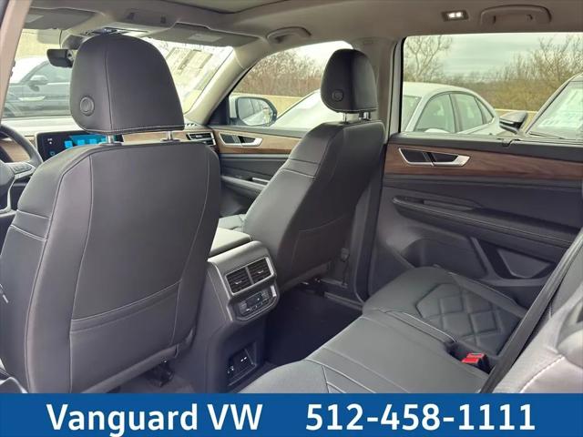 2026 Volkswagen Atlas SE with Technology
