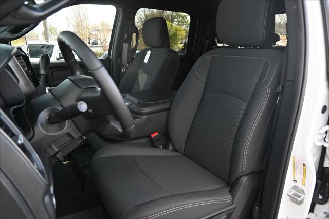 2026 Ram 2500 Black Express Crew Cab 4x4 6'4" Box