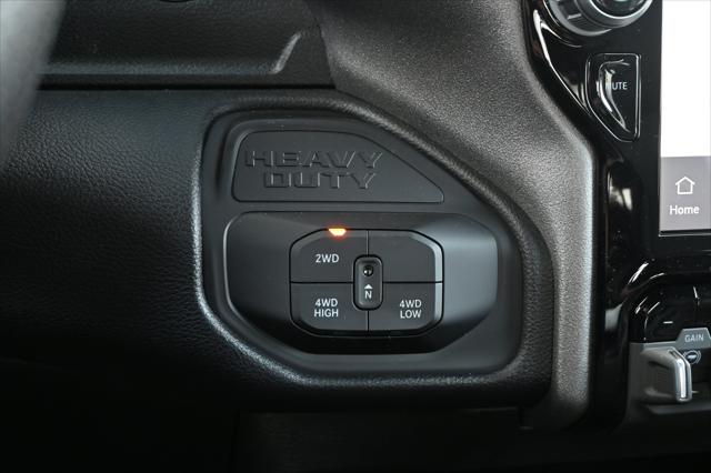 2026 Ram 2500 Black Express Crew Cab 4x4 6'4" Box
