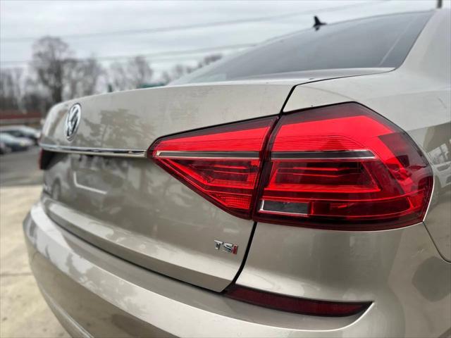 2016 Volkswagen Passat 1.8T SEL