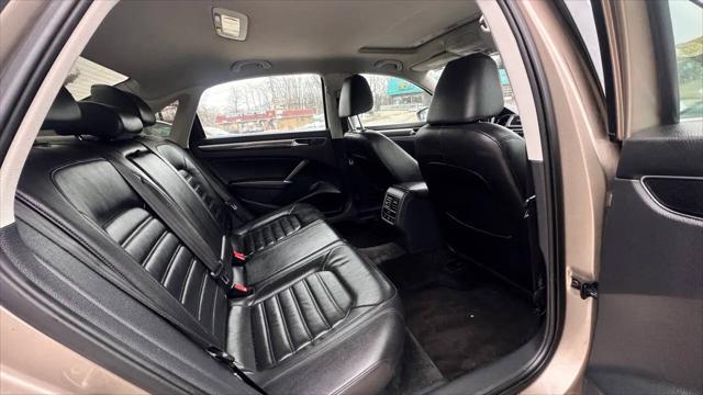 2016 Volkswagen Passat 1.8T SEL