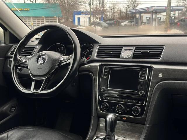 2016 Volkswagen Passat 1.8T SEL