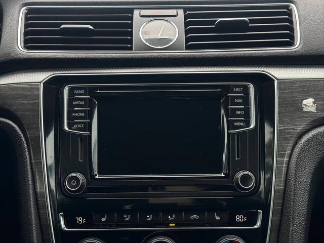 2016 Volkswagen Passat 1.8T SEL